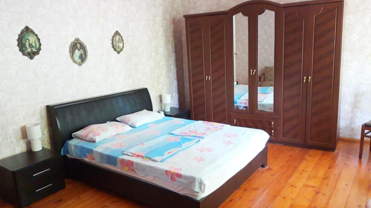 Pospolita Guest House クタイシ エクステリア 写真